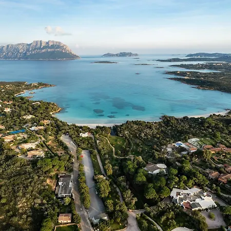 Aurazure By Klodge * Olbia